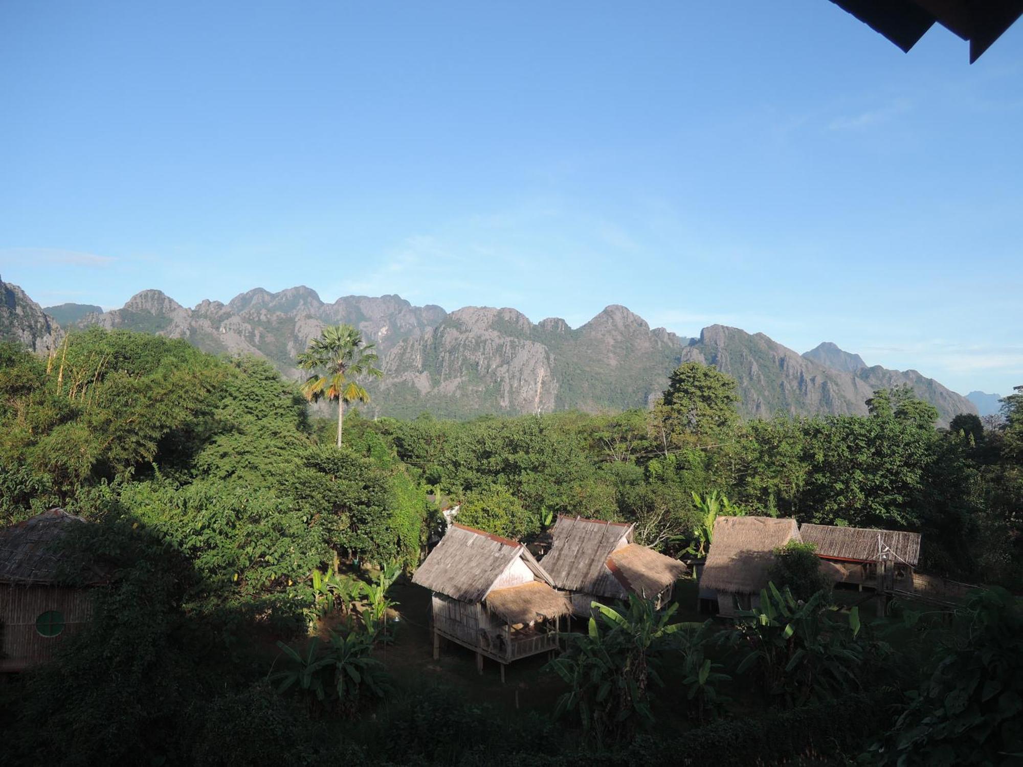 Lacasa Vang Vieng Hotel Exterior photo